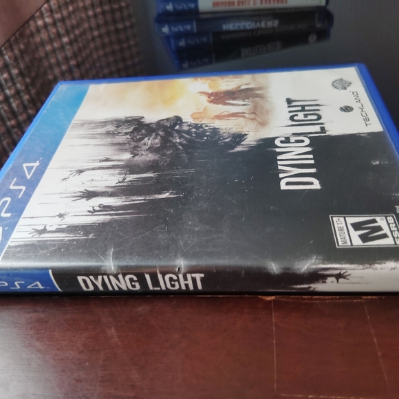 Dying Light PS4 Video Game Disc - Picture 2 of 12